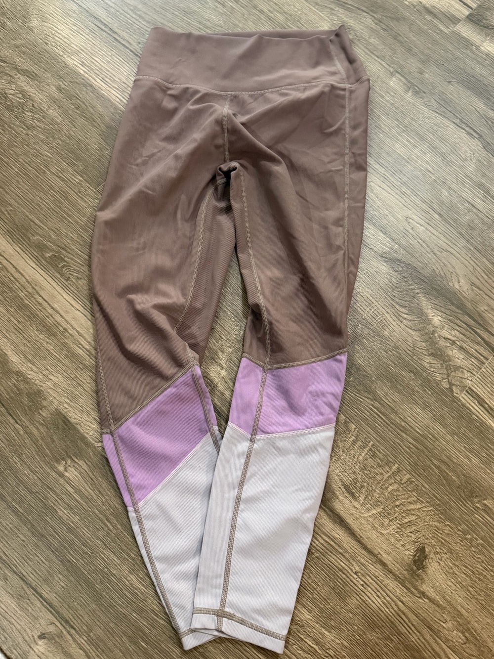 Wilo Colorblock light mauve/purple leggings
